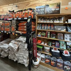 Luoma Outdoors - Deer feed and hunting accessories