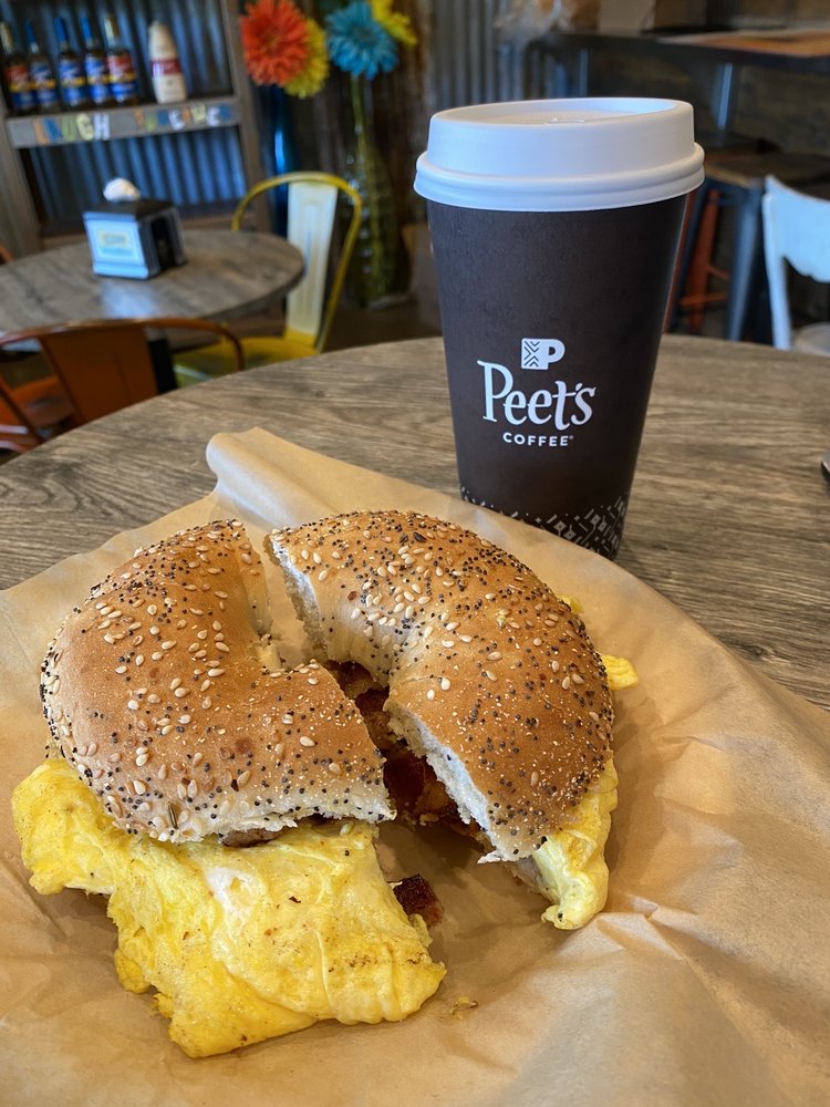 UPTOWN SPROUTS 145 Photos & 38 Reviews 1467 Marion St, Kingsburg