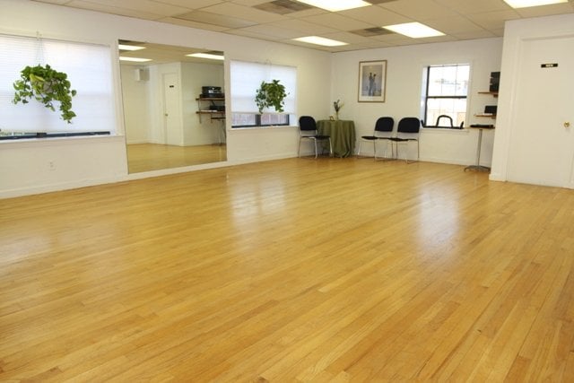 Arthur Murray Dance Center - Burlington Logo