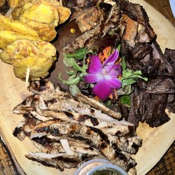Peter’s Grill & Bar - Parrillada Completa