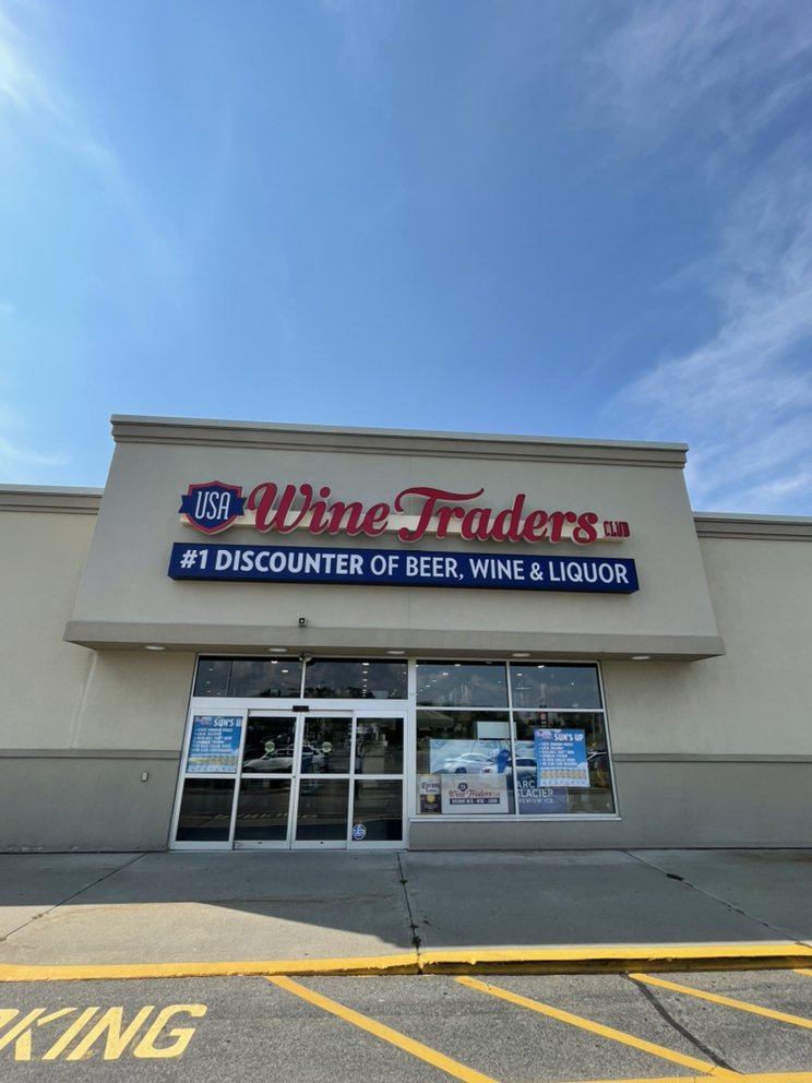 USA WINE TRADERS CLUB OF NEWTON Updated October 2024 68 Photos & 10