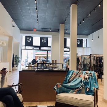 KIM + ONO - Women's Clothing Near Me - San Francisco, California KIM + ONO - Women's Clothing Near Me - San Francisco, California