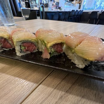 Yuubi Sushi - Yuki roll - Sushi Bars Near Me - Beaverton, Oregon Yuubi Sushi - Yuki roll - Sushi Bars Near Me - Beaverton, Oregon