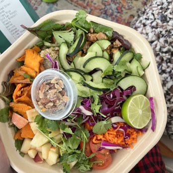 sweetgreen - Healthy Salads, Wraps, and Bowls - Salad Near Me - Encino, California