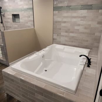 Monarch Bay Renovations - Wife wanted the huge soaking tub. - Kitchen & Bath Near Me - Baltimore, Maryland Monarch Bay Renovations - Wife wanted the huge soaking tub. - Kitchen & Bath Near Me - Baltimore, Maryland