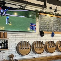 Mulberry & Main - Bar area
