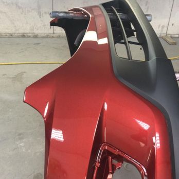 Xtreme Collision - Pintando la pieza - Body Shops Near Me - Plano, Texas Xtreme Collision - Pintando la pieza - Body Shops Near Me - Plano, Texas