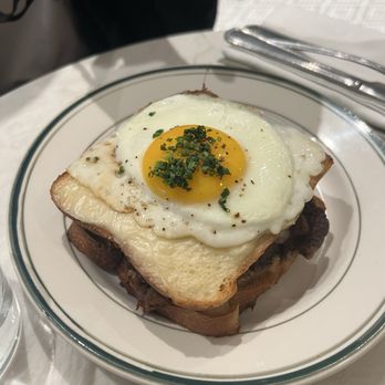 Gateau Ghost - Bulgolgi sandwich - Breakfast & Brunch Near Me - Toronto, Ontario Gateau Ghost - Bulgolgi sandwich - Breakfast & Brunch Near Me - Toronto, Ontario
