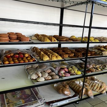 La Yolanda - a variety of donuts and pastries - Bakeries Near Me - Stockton, California La Yolanda - a variety of donuts and pastries - Bakeries Near Me - Stockton, California