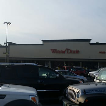 Winn-Dixie - This place has no welcoming appearance, inside quality is fair. Good products, but consider buying produce elsewhere. - Drugstores Near Me - Pensacola, Florida Winn-Dixie - This place has no welcoming appearance, inside quality is fair. Good products, but consider buying produce elsewhere. - Drugstores Near Me - Pensacola, Florida