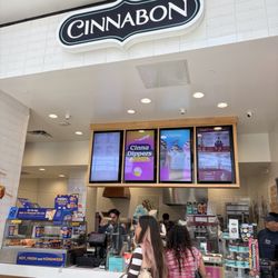 Walk up counter