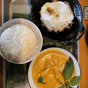 Kin Len Thai Night Bites - Pork Belly Curry Set - Thai Near Me - Seattle, Washington Kin Len Thai Night Bites - Pork Belly Curry Set - Thai Near Me - Seattle, Washington