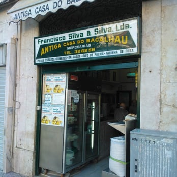 Antiga Casa do Bacalhau - Local Flavor Near Me - Lisbon, 11