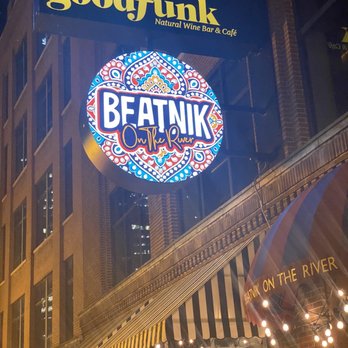 Beatnik On The River - The entrance. Very easy to find - Cocktail Bars Near Me - Chicago, Illinois Beatnik On The River - The entrance. Very easy to find - Cocktail Bars Near Me - Chicago, Illinois