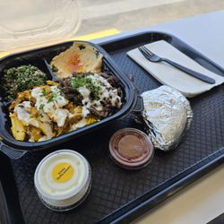 Wagyu beef and chicken plate