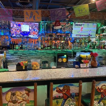 Mi Tradicion - Restaurant decor - Mexican Near Me - Gahanna, Ohio Mi Tradicion - Restaurant decor - Mexican Near Me - Gahanna, Ohio