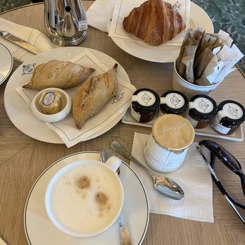 Café de la Paix - Breakfast - French Near Me - Paris, 75