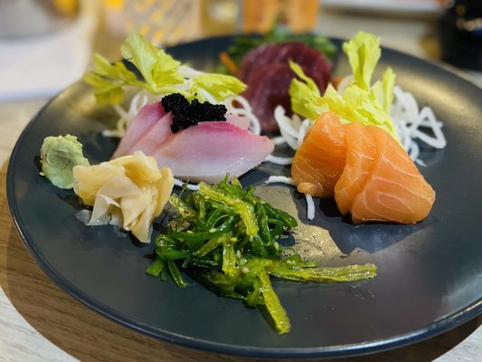 AHI SUSHI BAR by null