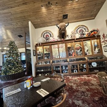 Buffalo Bill's Tavern & Museum - Main dining room - American Near Me - Show Low, Arizona Buffalo Bill's Tavern & Museum - Main dining room - American Near Me - Show Low, Arizona