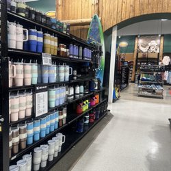 DICK'S Sporting Goods - Can't find a white Stanley cup