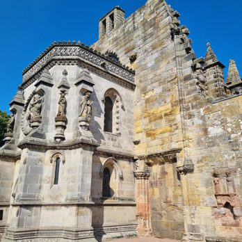 Rosslyn Chapel - Landmarks & Historical Buildings Near Me Rosslyn Chapel - Landmarks & Historical Buildings Near Me