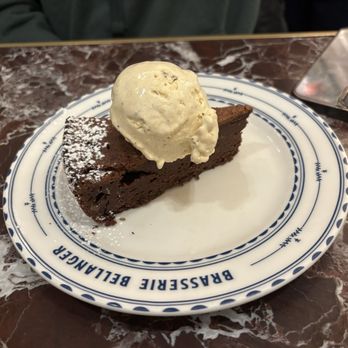 Brasserie Bellanger - Chocolate Foundant - French Near Me - Paris, 01
