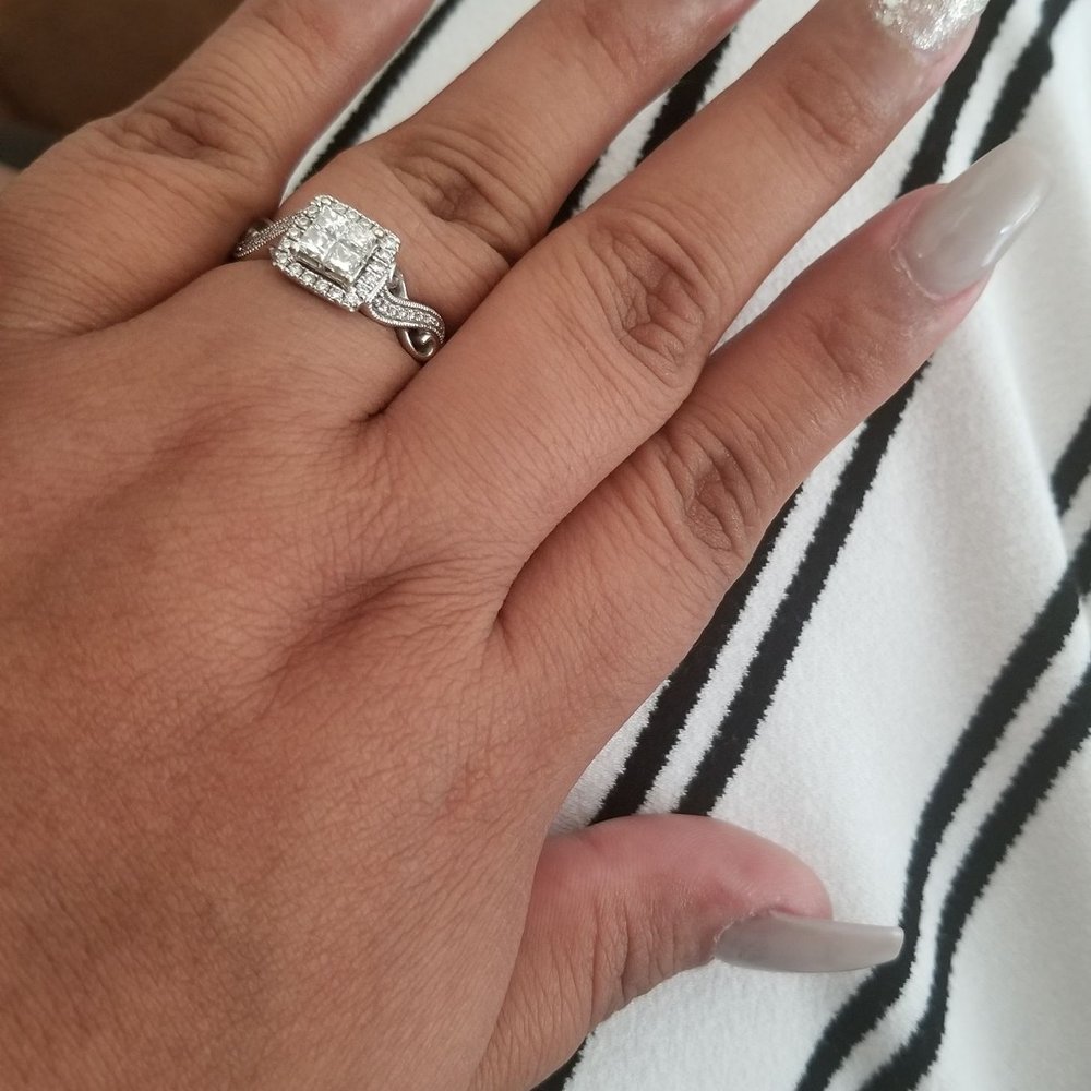 Windsor Nails Spa - According to the nail tech these are coffin nails.! Very disappointed . - Nail Salons Near Me - Windsor, California Windsor Nails Spa - According to the nail tech these are coffin nails.! Very disappointed . - Nail Salons Near Me - Windsor, California