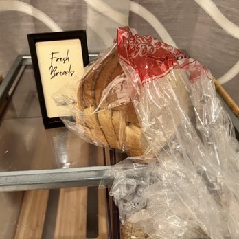 Hilton Charlotte Uptown - $45 breakfast for two! - Hotels Near Me - Charlotte, North Carolina Hilton Charlotte Uptown - $45 breakfast for two! - Hotels Near Me - Charlotte, North Carolina