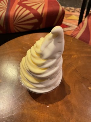 Pineapple Lanai by null