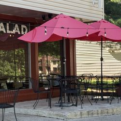 The outdoor dining area!!!