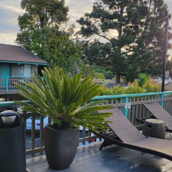 The Presidio Hotel - Upstairs and deck - Hotels Near Me - Santa Barbara, California
