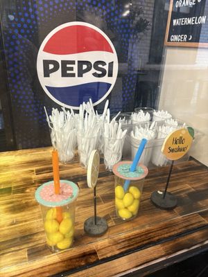 Eat-N-Out Pizza by null