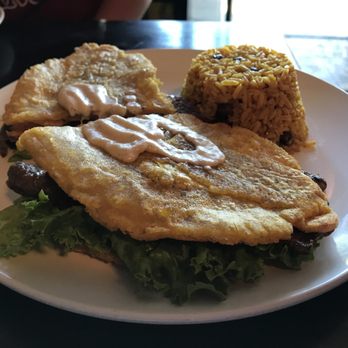 Casa Yari - Latin American Near Me - Chicago, Illinois
