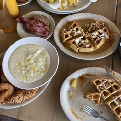 Tommy's Restaurant - Everythang!!