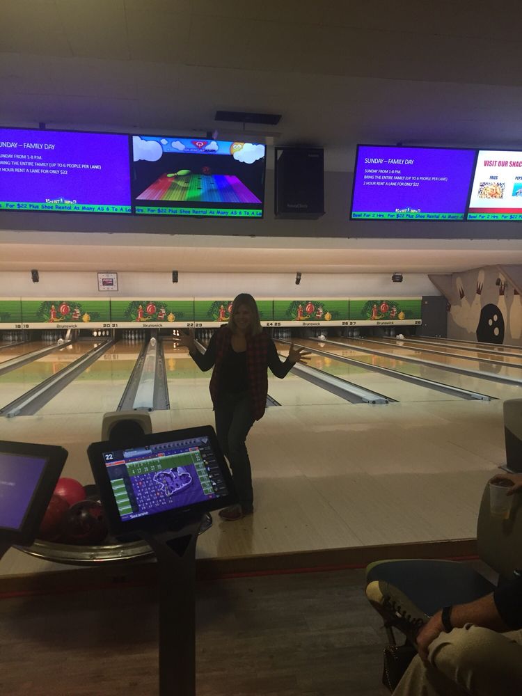 Social spots from Mountaineer Bowling Lanes