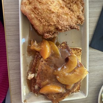 Dawn AM Eatery - Corn Bread French Toast & Fried Chicken - Southern Near Me - Chicago, Illinois Dawn AM Eatery - Corn Bread French Toast & Fried Chicken - Southern Near Me - Chicago, Illinois