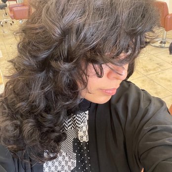 Mero Mero Salon - Freshly cut and colored, and amazing blow out. - Hair Salons Near Me - Los Angeles, California Mero Mero Salon - Freshly cut and colored, and amazing blow out. - Hair Salons Near Me - Los Angeles, California