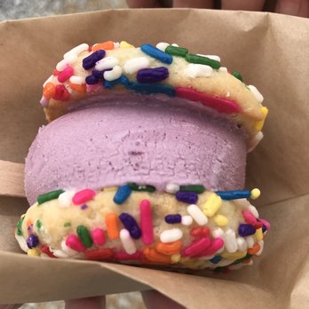 Rookie's - Confetti cookie with black raspberry ice cream - Food Trucks Near Me - Forest, Virginia
