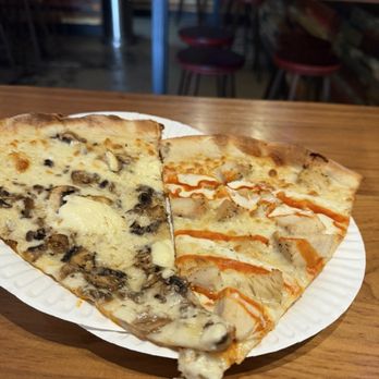 Pizzeria Luigi - Lots of pizza selections - Pizza Near Me - San Diego, California