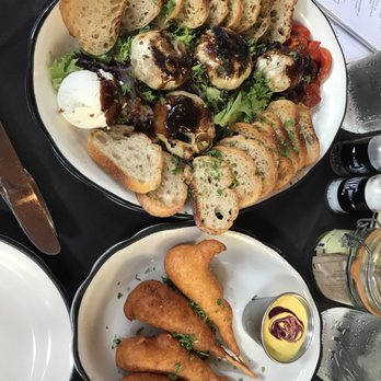 Moonshine Grill - Southern Near Me - Austin, Texas