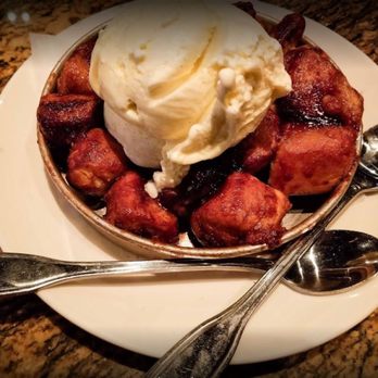BJ's Restaurant & Brewhouse - Pizza Near Me - Rancho Cucamonga, California