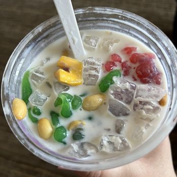 Bake & Che - House special dessert - Desserts Near Me - Westminster, California