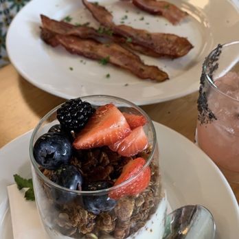 Bloom - Yogurt Parfait - American Near Me - Santa Clara, California Bloom - Yogurt Parfait - American Near Me - Santa Clara, California