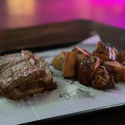 Tres Gauchos - Picaña and potatoes