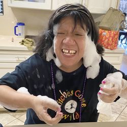 Julian's House - Having suds of a goodtime!