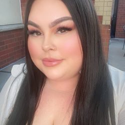 Blinke Beauty Bar - Lashes