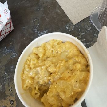 Georgia's Restaurant - Mac & Cheese - Soul Food Near Me - Anaheim, California Georgia's Restaurant - Mac & Cheese - Soul Food Near Me - Anaheim, California