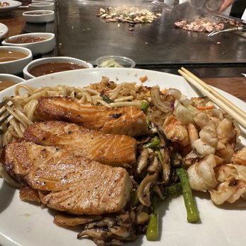 Benihana - Cupertino - HIBACHI SALMON WITH AVOCADO TARTAR SAUCE - Steakhouses Near Me - Cupertino, California