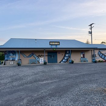 1. Becky's Drive In