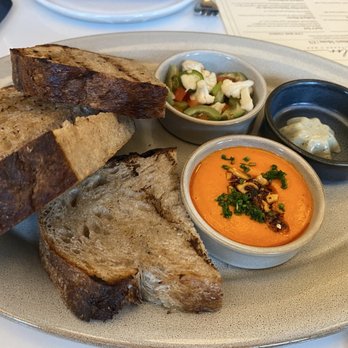 Echelon Kitchen and Bar - Bars Near Me - Ann Arbor, Michigan